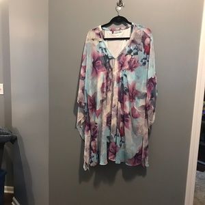 Jennifer Lopez kimono style tunic or dress